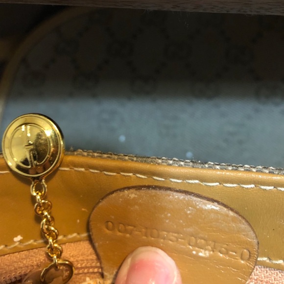 Authentic Gucci pendant necklace - Picture 7 of 7